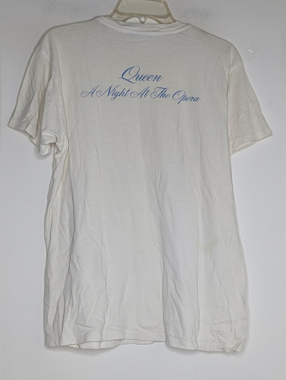DAYDREAMER QUEEN NIGHT AT THE OPERA TEE size medium - Picture 7 of 9